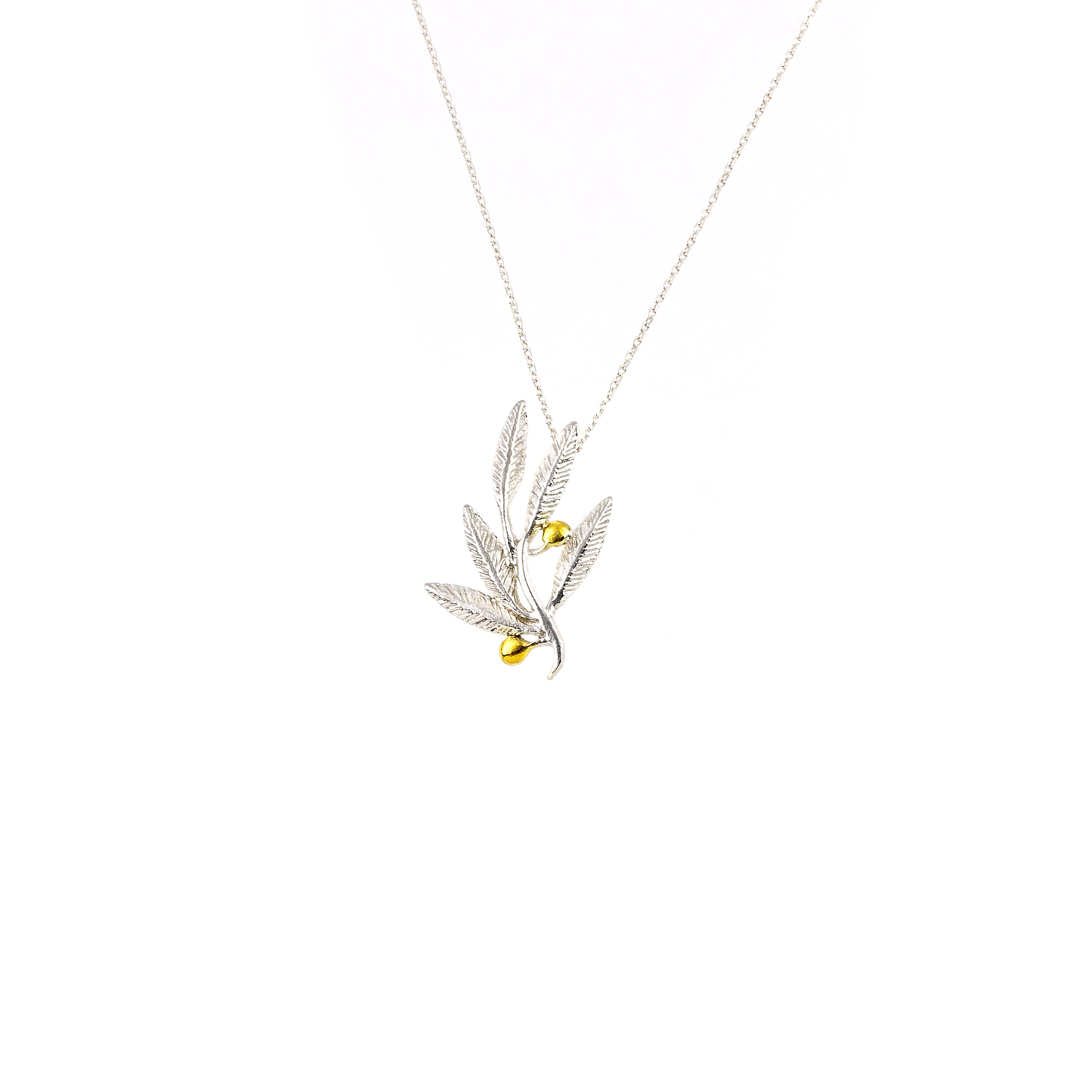 925° SILVER PENDANT - OLIVE DESIGN WITH GOLD-PLATED DETAILS