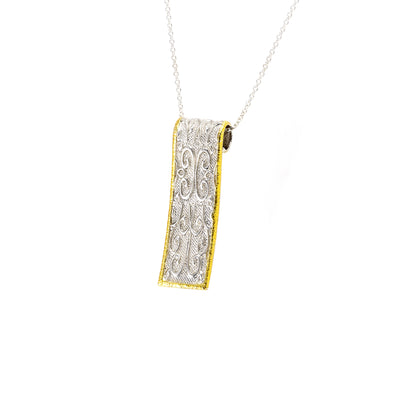 PENDANT SILVER 925° WITH EMBOSSED DESIGNS AND GOLD-PLATED DETAILS